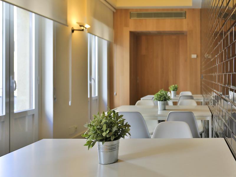Habitus Hotel Leyre Pamplona Bagian luar foto
